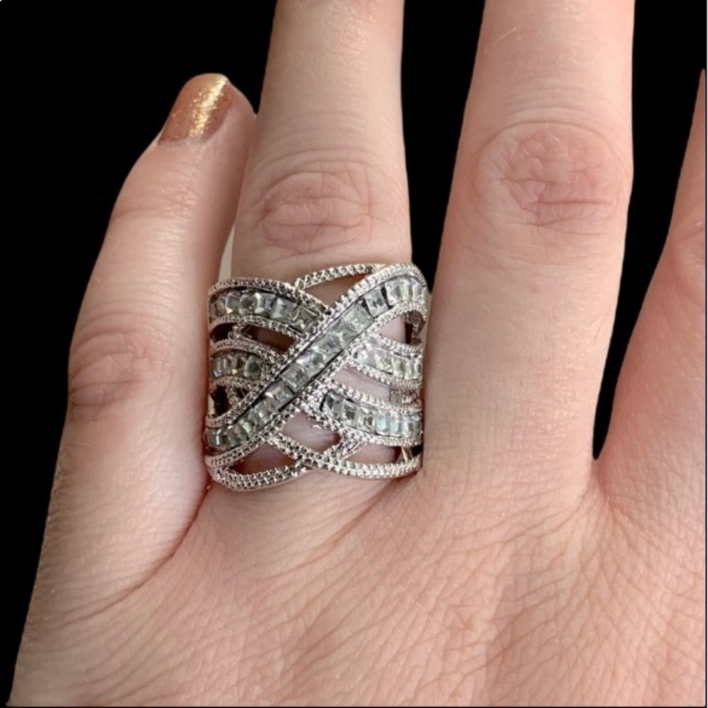 STERLING SILVER RING SIZE 6 - Picture 6 of 11